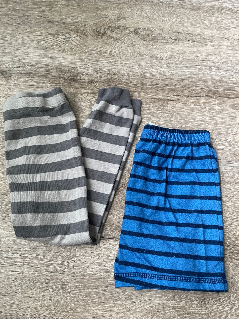 4T bottoms bundle - Picture 4 of 4